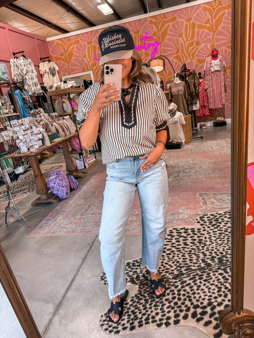 The Mid Barrel Jeans