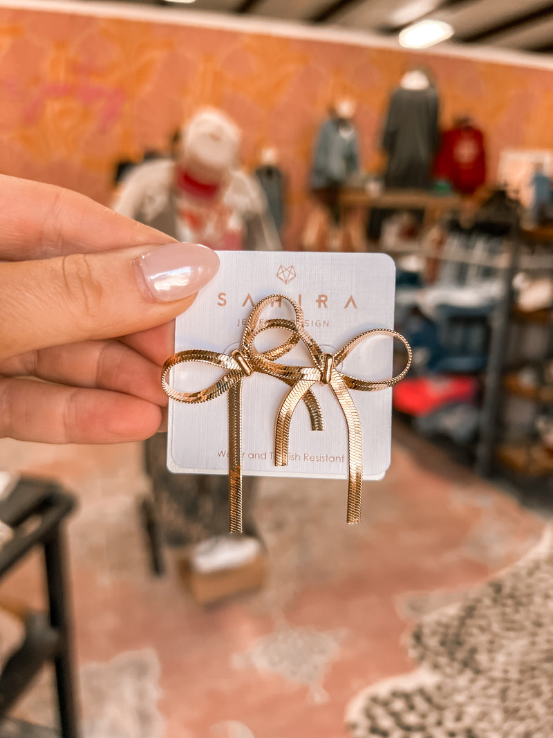 Lily Bow Stud Earring